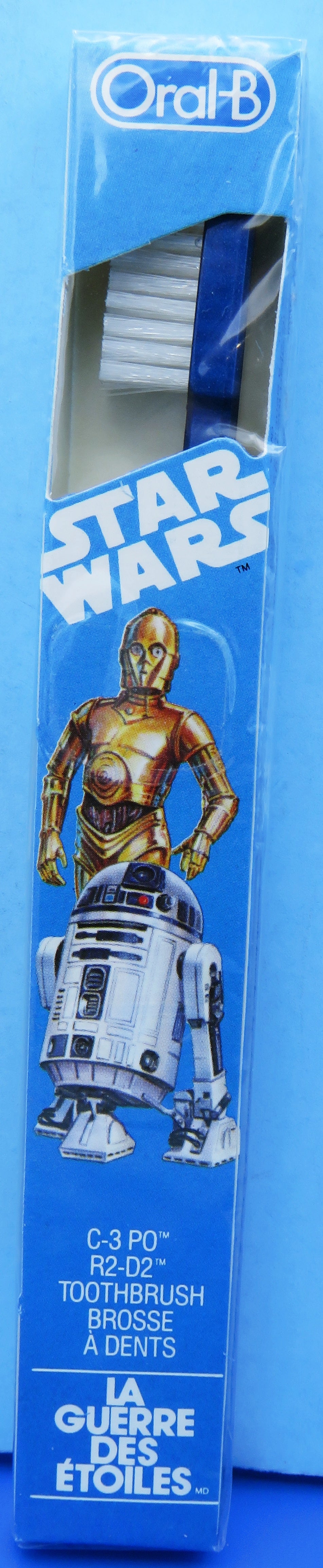 Toothbrush Canadian Oral-B Star Wars - C-3PO and R2-D2