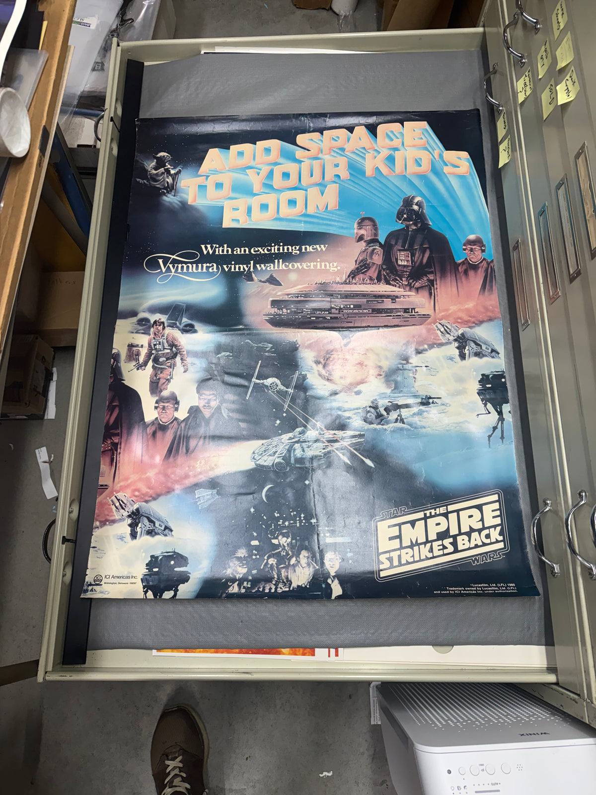 Poster Vymura wallpaper store display Empire Strikes Back